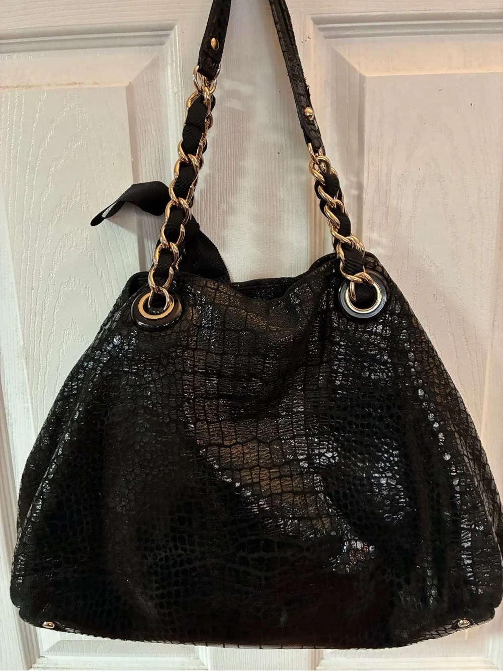 Kate Spade New York Black Croc Embossed Patent Hobo Bag Gold Chain & Bow Luxury